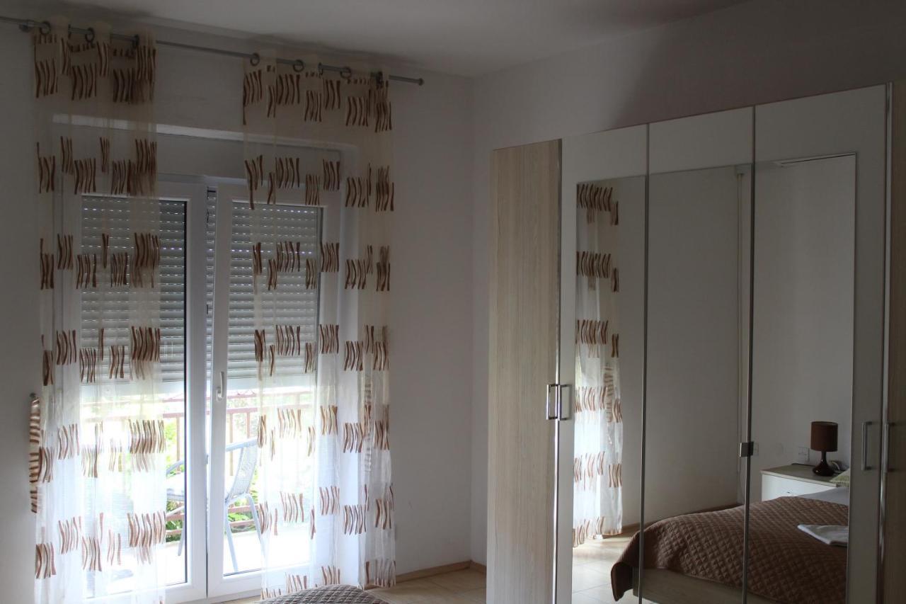 Nikola Leko Guest House Hvar Town Exterior foto